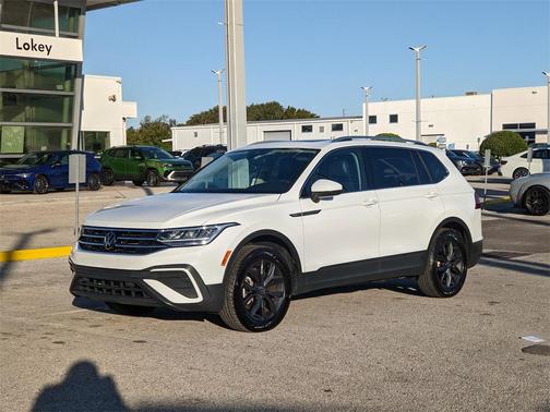 2022 Volkswagen Tiguan 2.0T SE