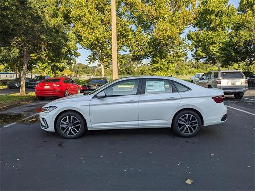 2025 Volkswagen Jetta 1.5T SE
