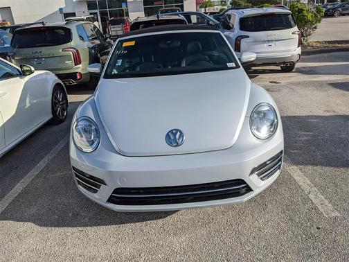 2017 Volkswagen Beetle 1.8T SE
