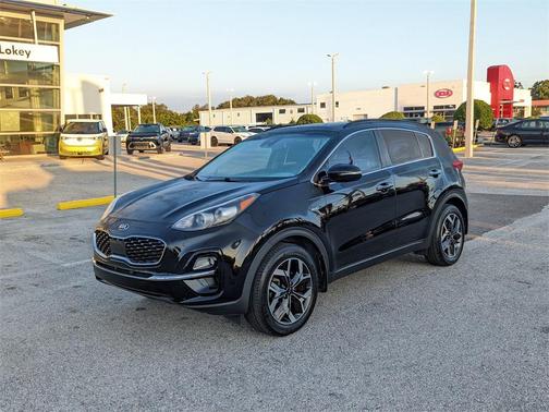 2022 Kia Sportage EX