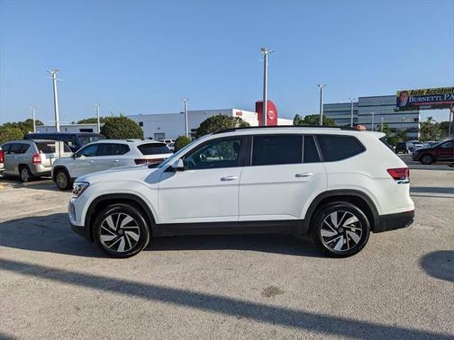 2025 Volkswagen Atlas 2.0T SE w/Technology