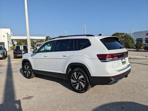 2025 Volkswagen Atlas 2.0T SE w/Technology