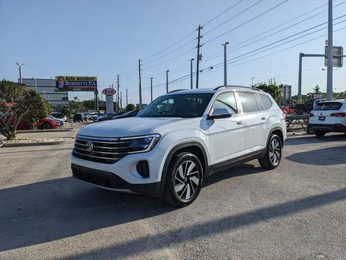 2025 Volkswagen Atlas 2.0T SE w/Technology