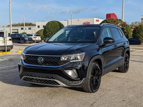 2023 Volkswagen Taos 1.5T SE