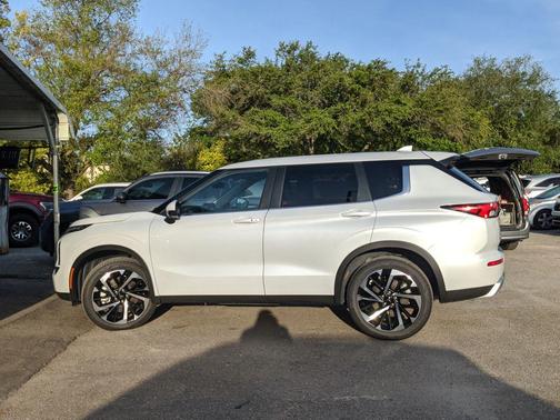 2024 Mitsubishi Outlander SE 2.5 2WD