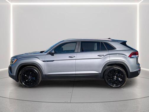 silver mist metallic 2026 Volkswagen Atlas Cross Sport 2.0T SE w/Technology 4MOTION