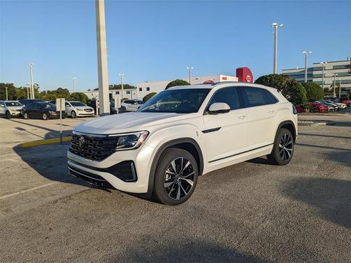 2026 Volkswagen Atlas Cross Sport 2.0T SEL Premium