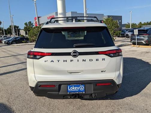 2023 Nissan Pathfinder SV FWD