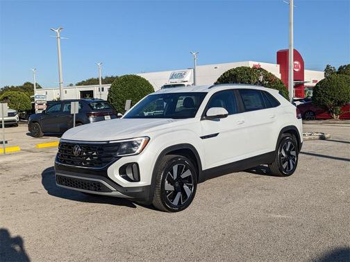 2026 Volkswagen Atlas Cross Sport 2.0T SE w/Technology