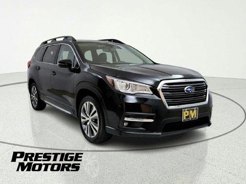 Crystal Black Silica 2022 Subaru Ascent Limited 8-Passenger