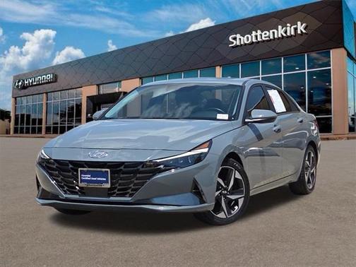 2022 Hyundai ELANTRA Limited