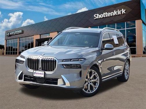2023 BMW X7 xDrive40i
