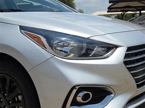 2022 Hyundai Accent SEL
