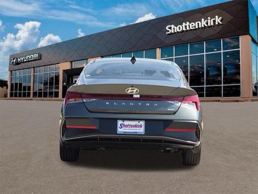 2025 Hyundai ELANTRA HEV Limited