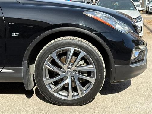 2017 INFINITI QX50 Base