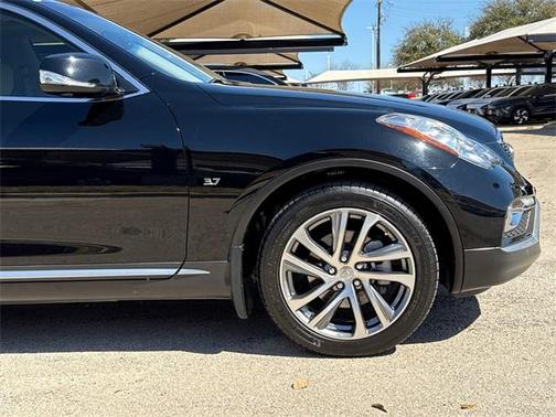 2017 INFINITI QX50 Base