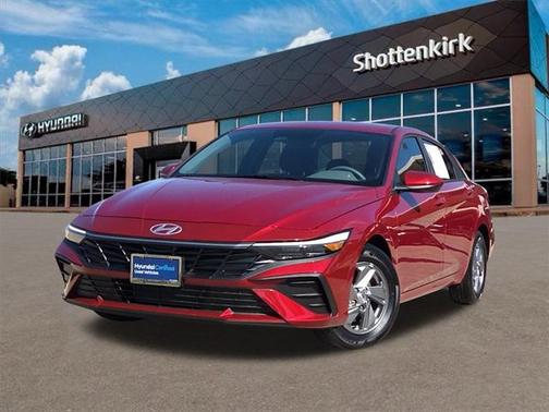 2025 Hyundai ELANTRA SE