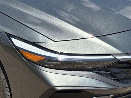 Amazon Gray 2026 Hyundai ELANTRA SEL Sport