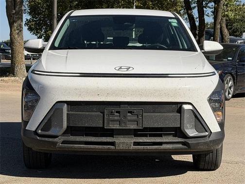 2025 Hyundai KONA SE