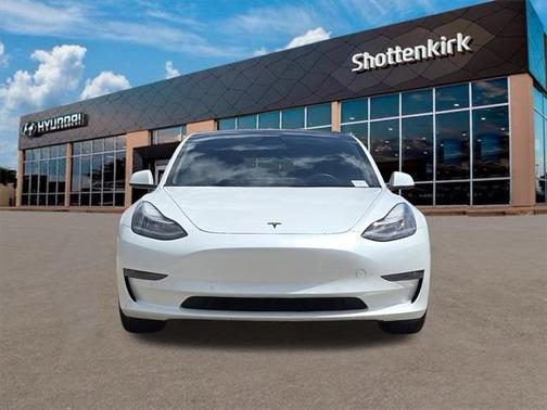 2020 Tesla Model 3 Long Range