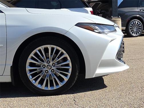 2021 Toyota Avalon Hybrid Limited