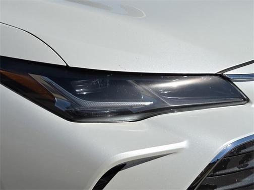2021 Toyota Avalon Hybrid Limited