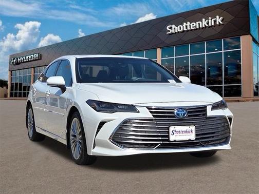 2021 Toyota Avalon Hybrid Limited