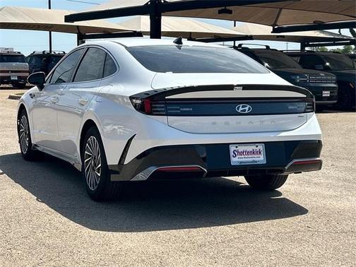 2025 Hyundai SONATA Hybrid SEL
