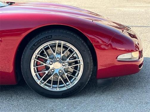 2004 Chevrolet Corvette Base