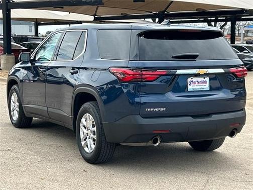 2023 Chevrolet Traverse LS