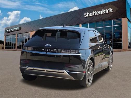 2023 Hyundai IONIQ 5 SE