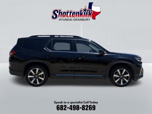 2023 Honda Pilot Touring