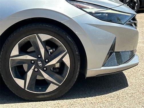 2021 Hyundai ELANTRA Limited