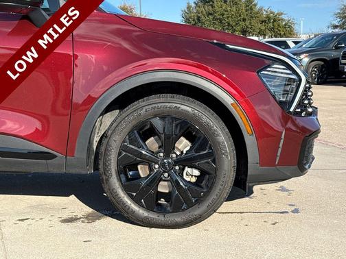 Red 2025 Kia Sportage X-Line