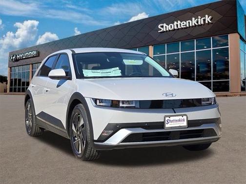 2026 Hyundai IONIQ 5 SE