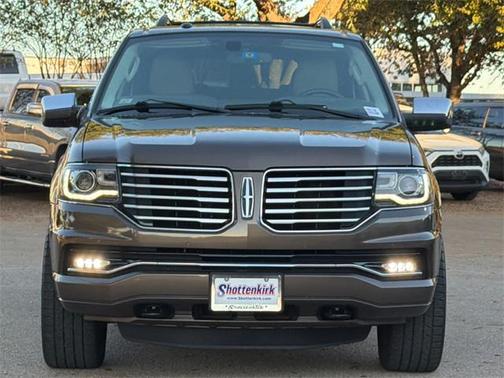 2016 Lincoln Navigator Select