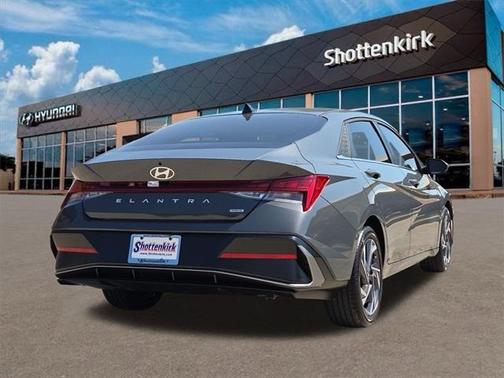 2025 Hyundai ELANTRA HEV Limited