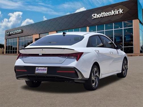 2025 Hyundai ELANTRA HEV SEL Sport