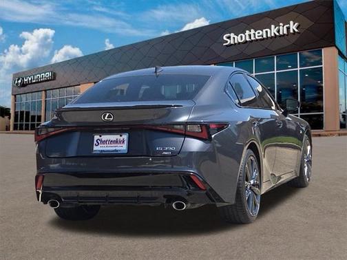 2022 Lexus IS 350 F Sport