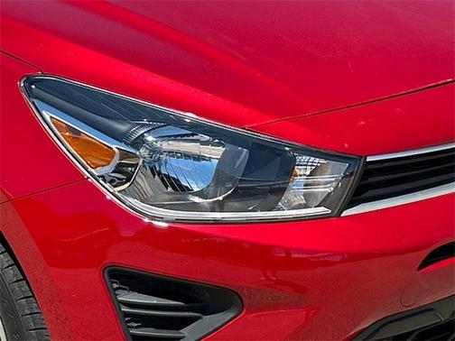 2022 Kia Rio LX