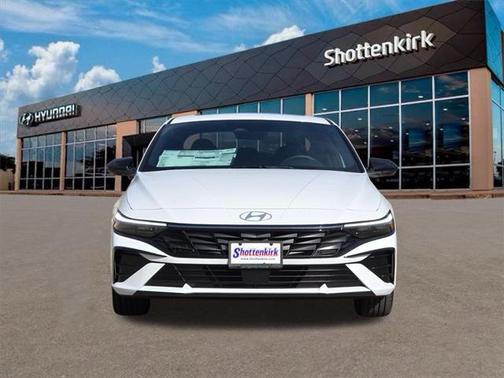 2026 Hyundai ELANTRA SEL