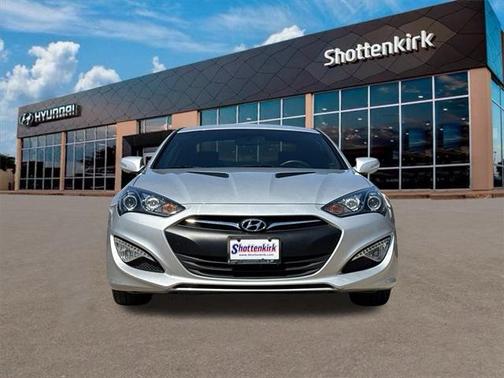2016 Hyundai Genesis Coupe 3.8 Base