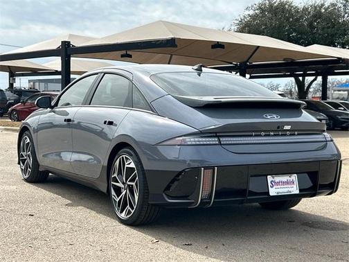 2025 Hyundai IONIQ 6 SEL