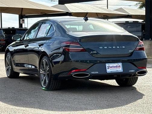 2024 Genesis G70 2.5T