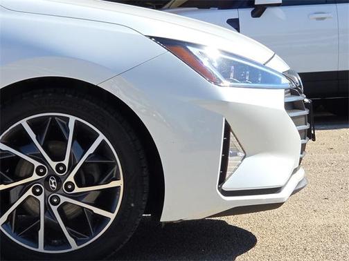 2020 Hyundai ELANTRA Limited