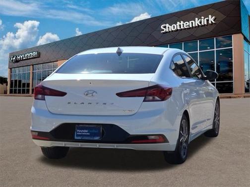2020 Hyundai ELANTRA Limited