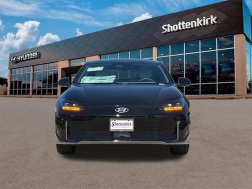 2025 Hyundai IONIQ 6 SEL