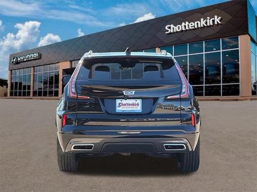 2025 Cadillac XT4 Sport