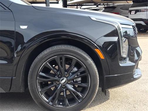 2025 Cadillac XT4 Sport