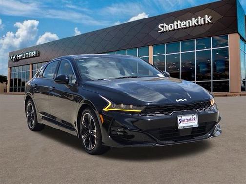 2022 Kia K5 GT-Line
